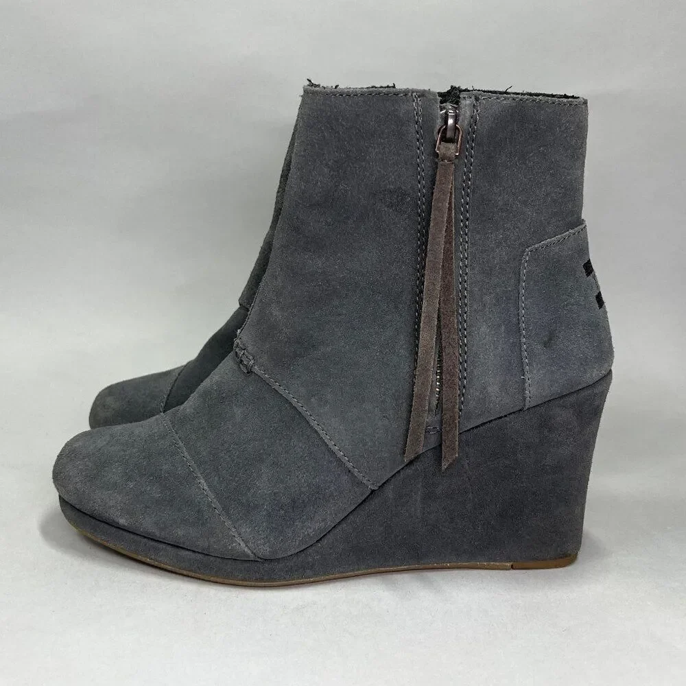 Toms Women's Size 9 Gray Suede Leather‎ Wedge Ankel Boots